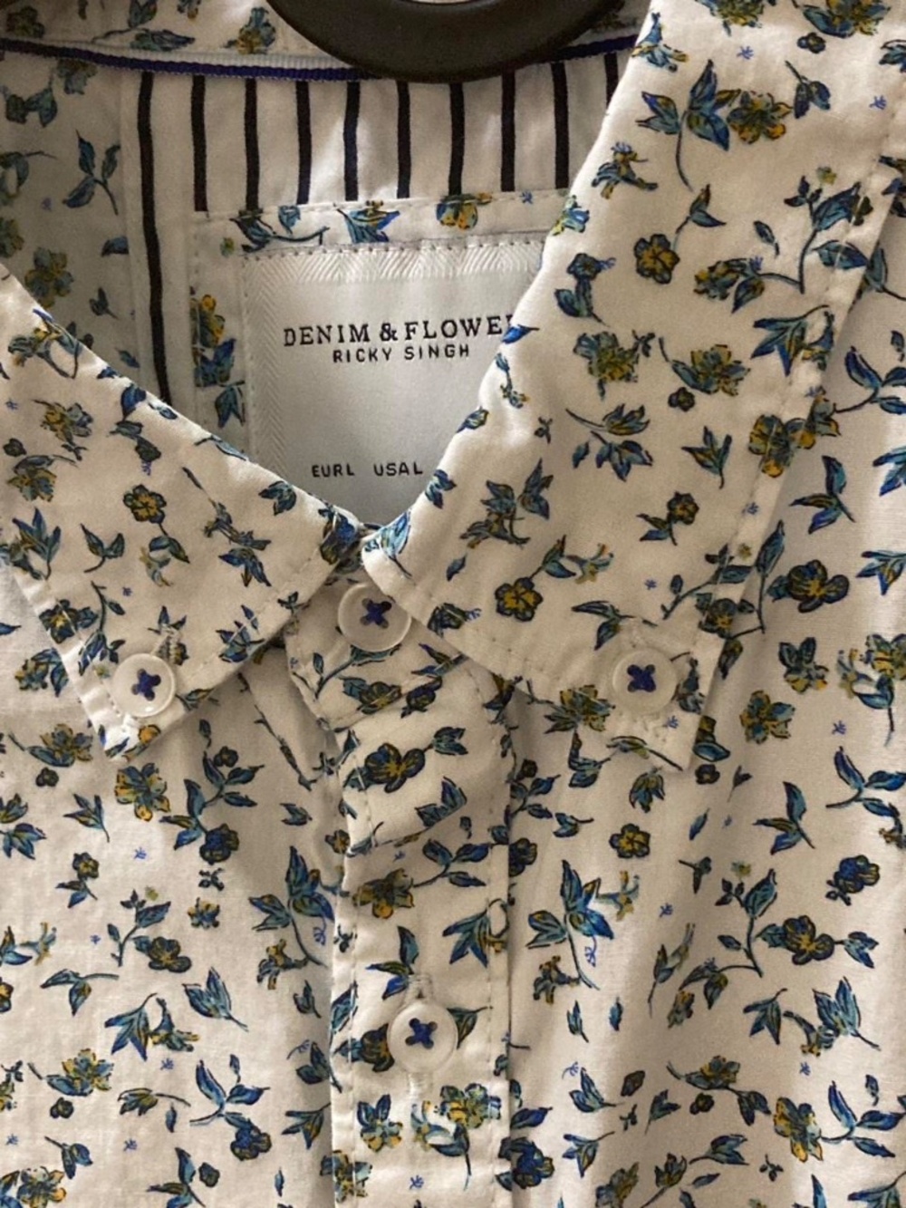 Five Large Shirts  - Great Brands - Picture 3 of 16